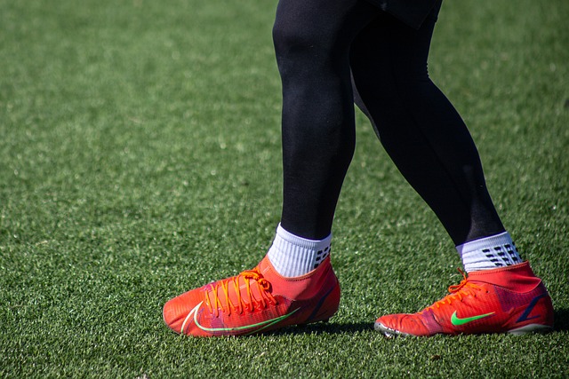 他以连续三 他以连续三